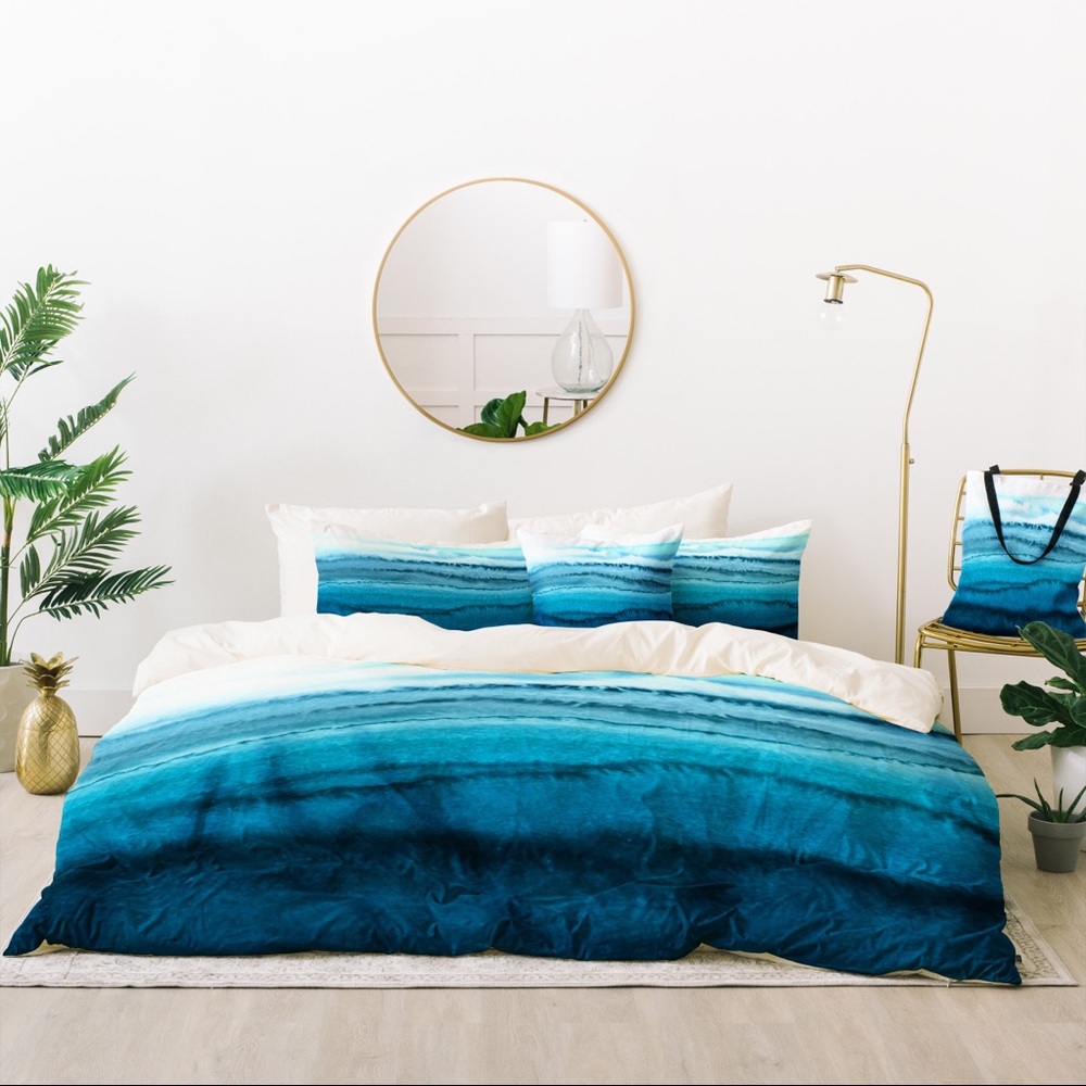 Bed in a bad ‘Within the Tides’ by Monika Strigel